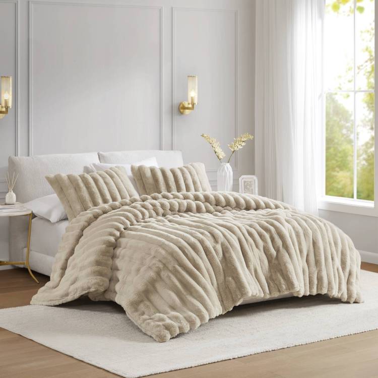 Soft Faux Fur Ribbed Comforter Set Full Queen