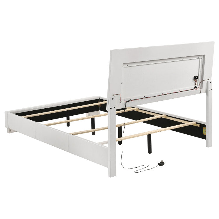 Dulcey White High Gloss 4 Piece Full Bedroom Set