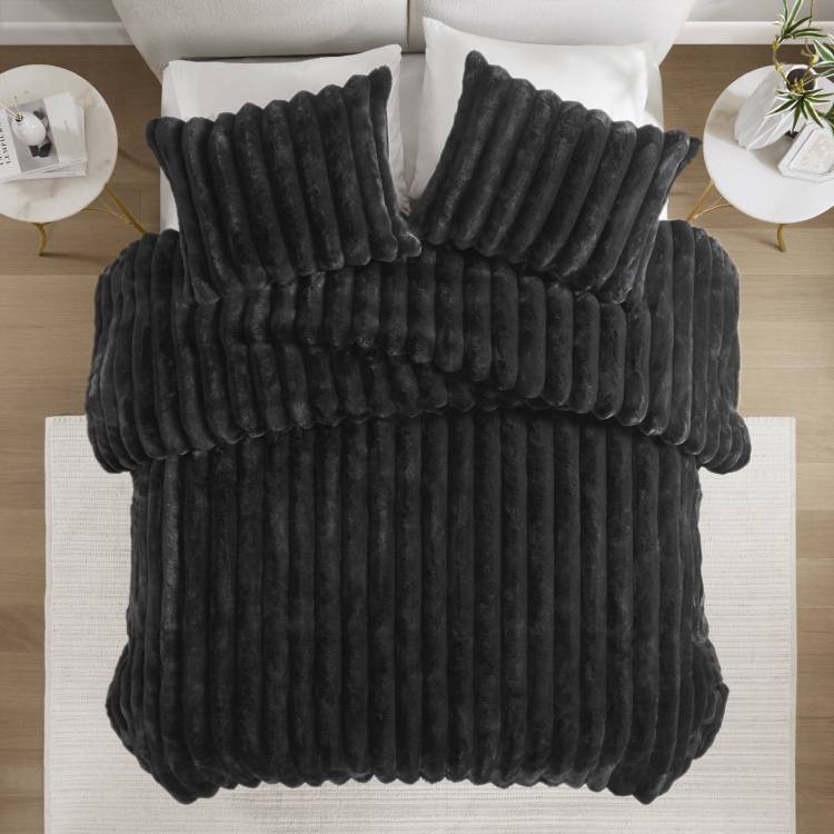 3 Pcs King Soft Faux Fur Ribbed Comforter Set Black