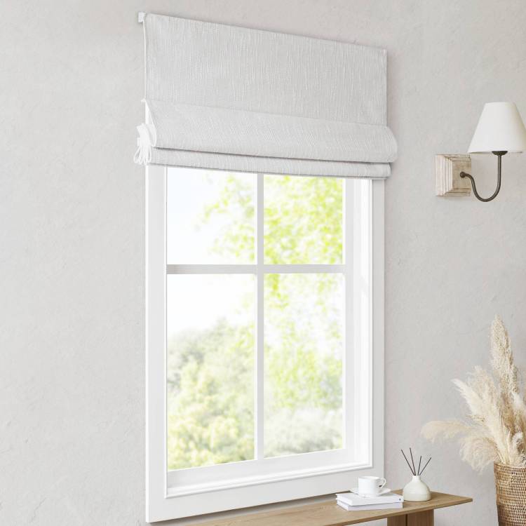 1 Pcs 27X64" Total Blackout Cordless Roman Shade White