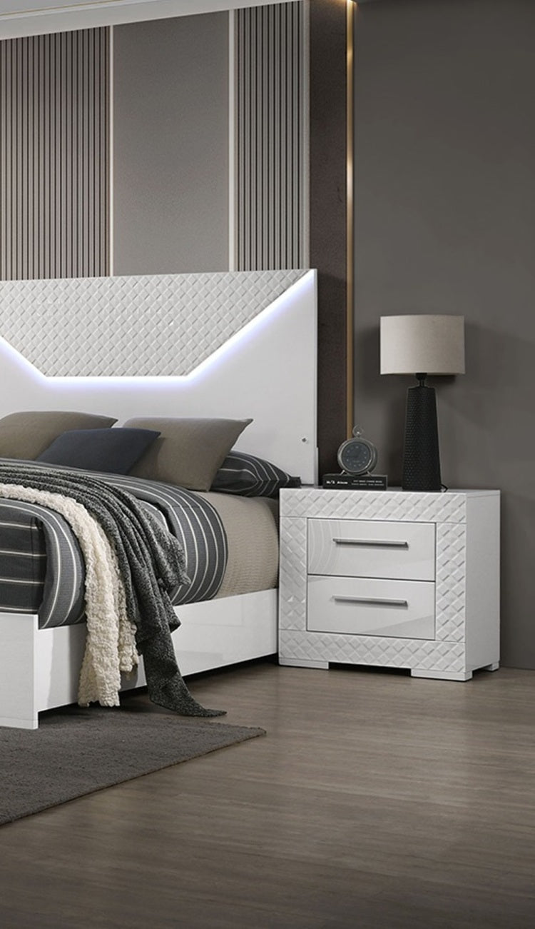 White High Gloss 1Pc Nightstand Metal Side Glide 2 Drawers Bedside Table Chrome Hardware Bedroom Furniture