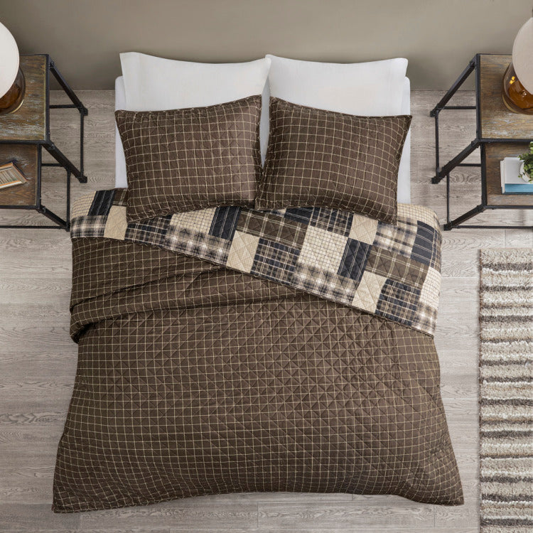 3 Piece Reversible Printed Quilt Set Black Brown King Cal King