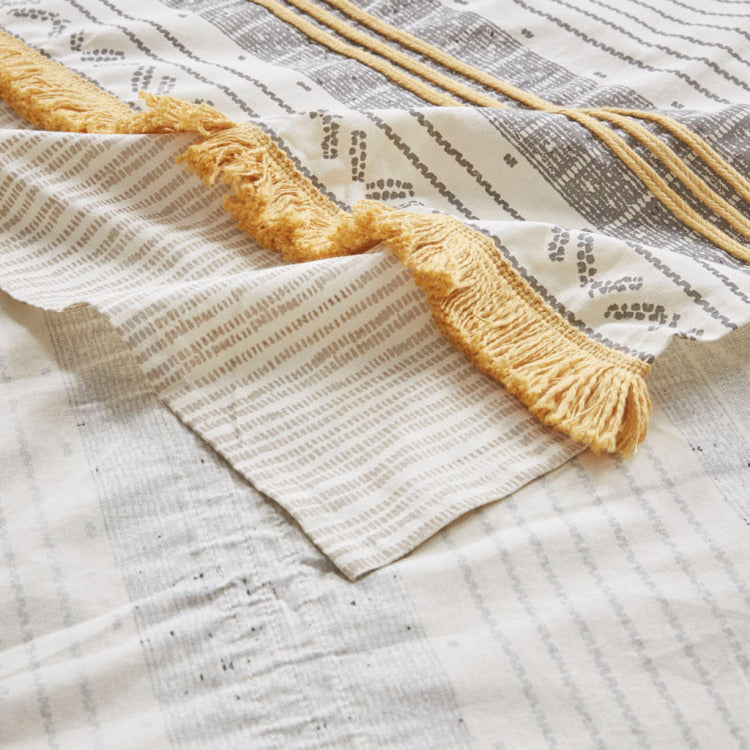Cotton Stripe Printed Shower Curtain With Tassel