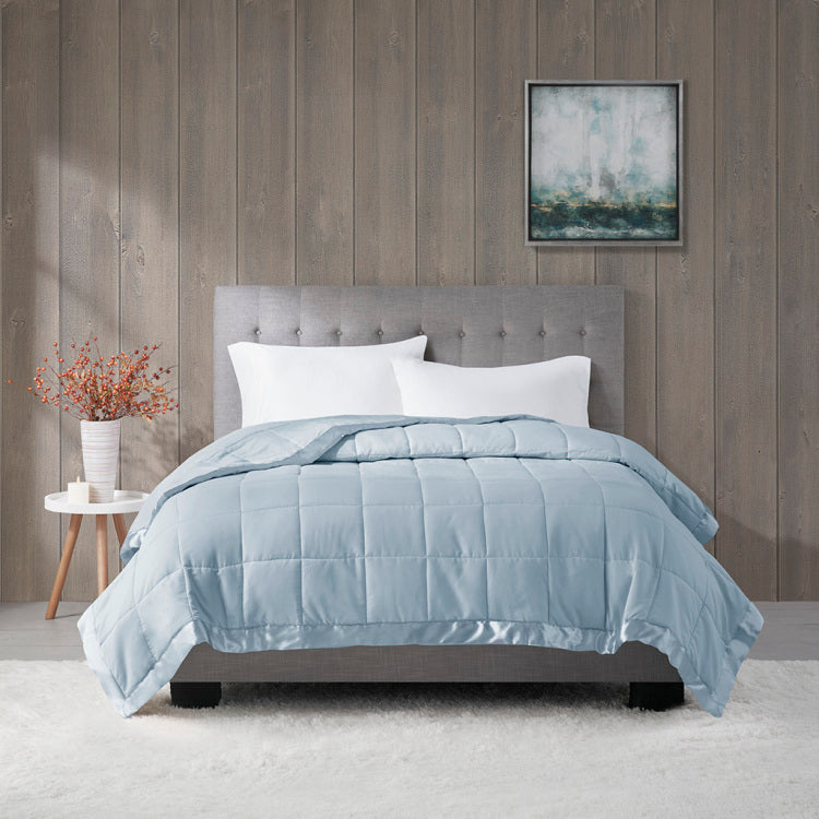 Lightweight Down Alternative Blanket With Satin Trim Blue King
