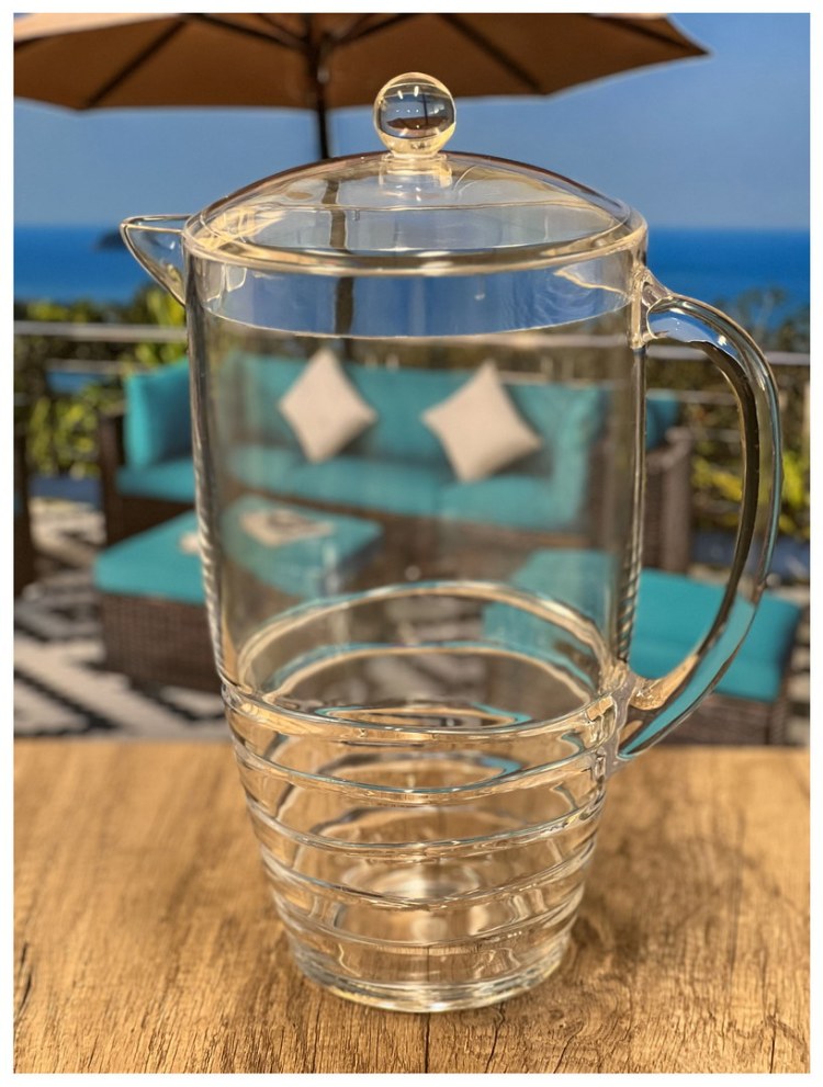 2.5 Quarts Water Pitcher With Lid, Swirl Unbreakable Plastic Pitcher, Drink Pitcher, Juice Pitcher With Spout Bpa Free