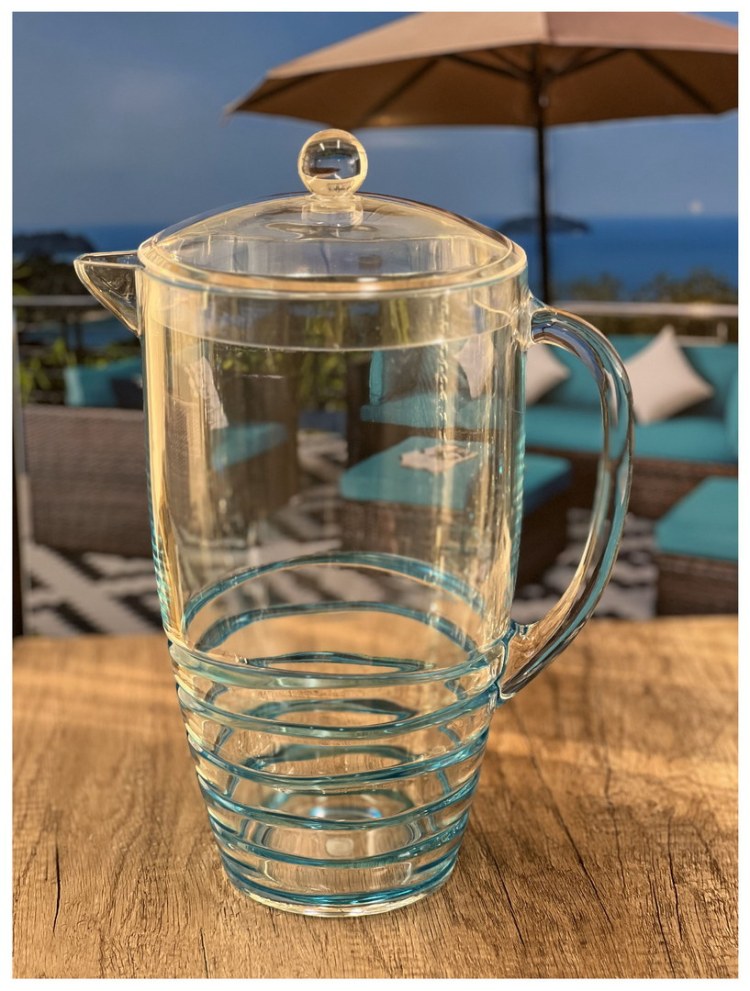 2.5 Quarts Water Pitcher With Lid, Swirl Unbreakable Plastic Pitcher, Drink Pitcher, Juice Pitcher With Spout Bpa Free