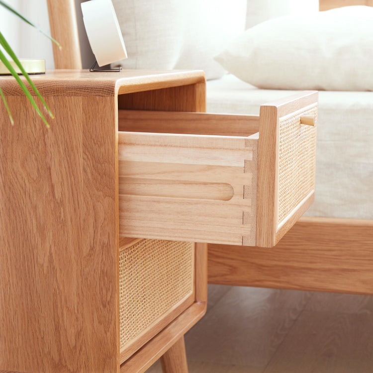 Pure Solid Wood Bedside Cabinet Modern Simple Nightstands North America Oak Bedside Cabinet Nordic Bedroom Solid Oak Storage Cabinet 0.4M