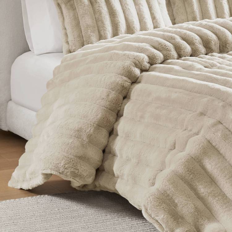 Soft Faux Fur Ribbed Comforter Set Full Queen