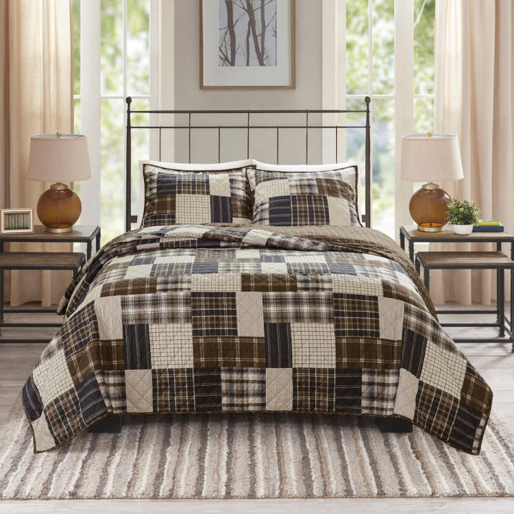 3 Piece Reversible Printed Quilt Set Black Brown King Cal King