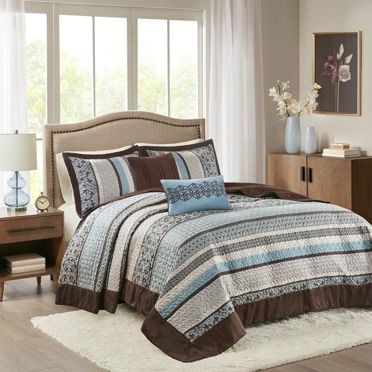 5 Piece Jacquard Quilt Set With Throw Pillows Blue Full Queen