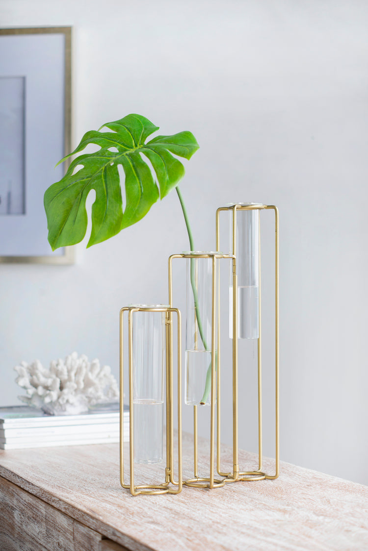 8.5X2.8X15.3 Oversized Pedestal Beaker Vase