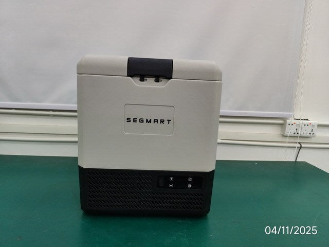 P15 Portable Car Fridge 45W 13.5L For Camping