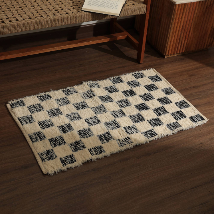 Checker 36X24" Scatter Rug Stylish Accent Rug For Living Room, Bedroom, & Home Decor"