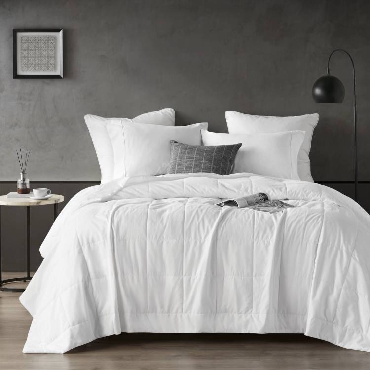 Down Alternative Blanket White Full Queen
