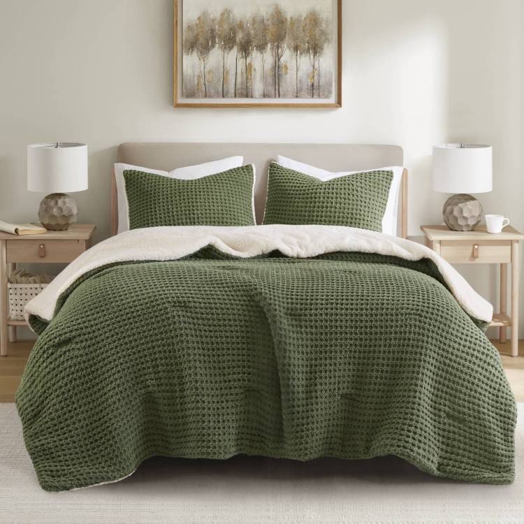 3 Pieces King Cal King Waffle Knit Chenille Comforter Set,Olive