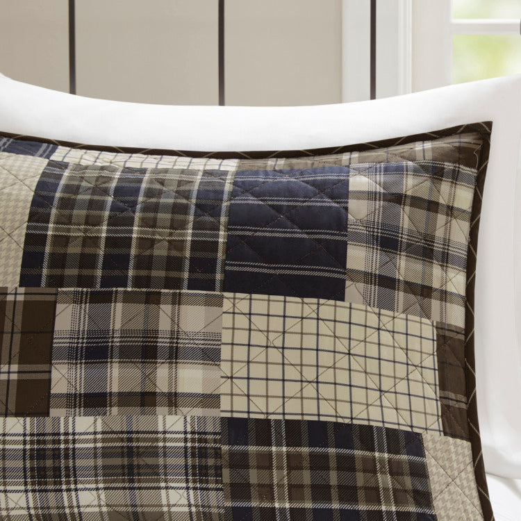 3 Piece Reversible Printed Quilt Set Black Brown King Cal King