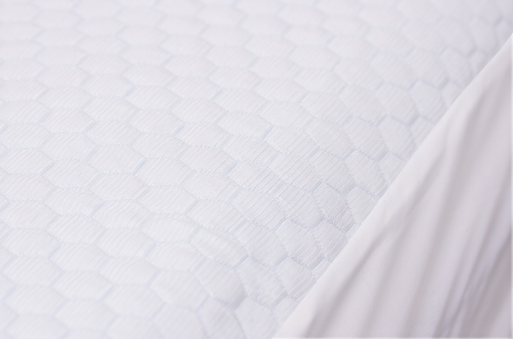 Cooling Hypoallergenic Twin Mattress Protector