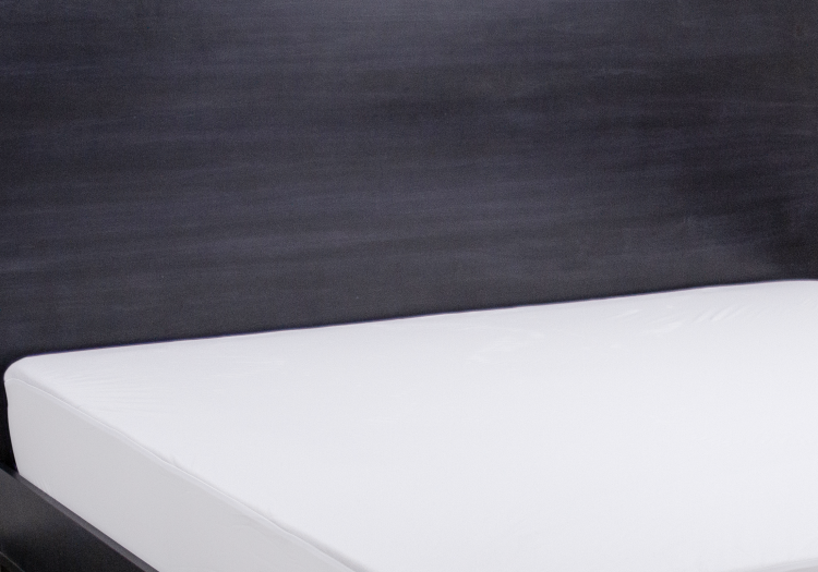 Smooth Top Polyester Hypoallergenic Twin Mattress Protector