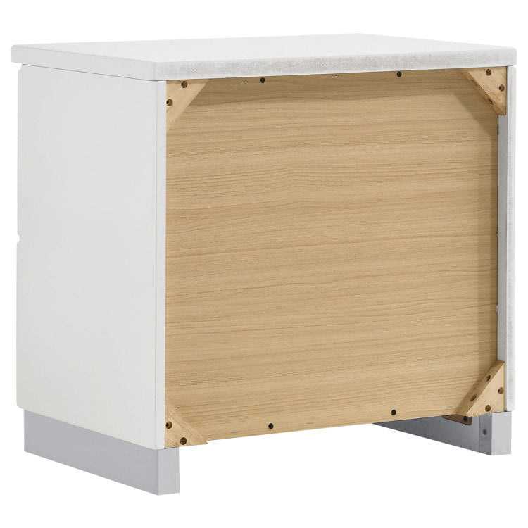 August Glossy White 6 Piece Panel Bedroom Set