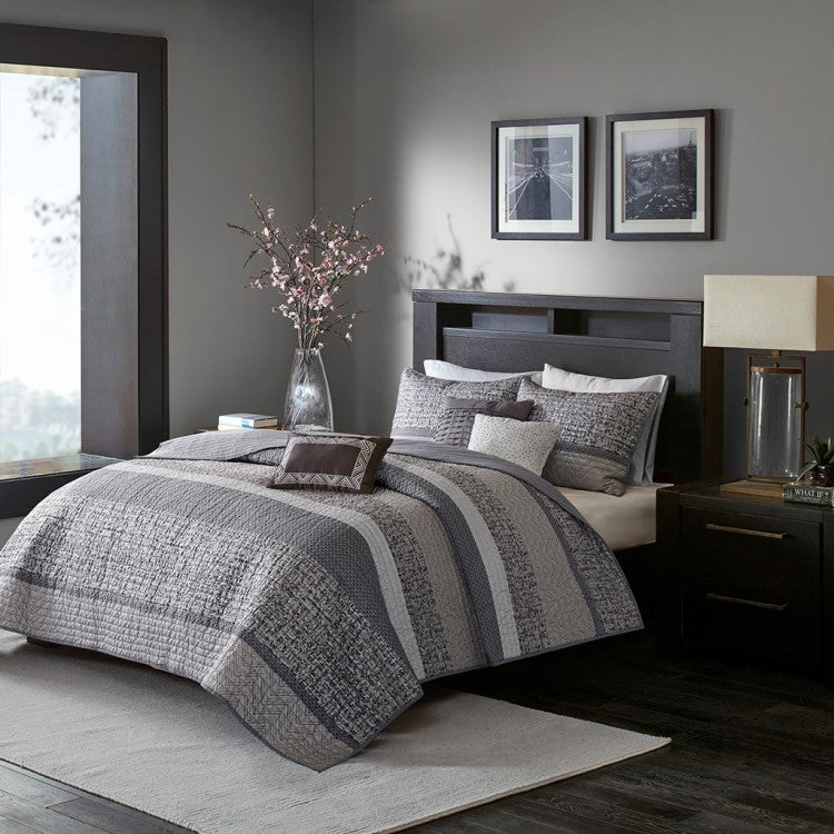 6 Piece Reversible Jacquard Quilt Set With Throw Pillows Grey Taupe Full Queen