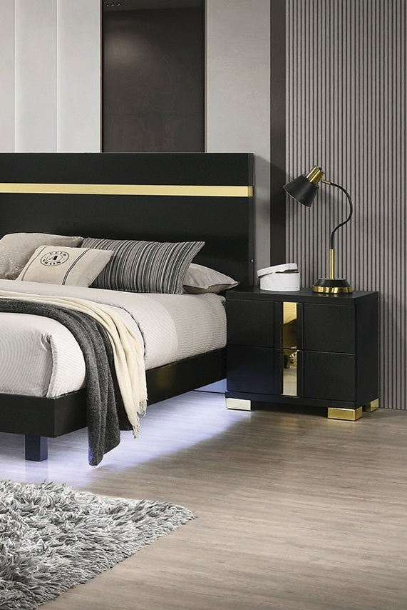 Attractive Beautiful Nightstand Bedroom Furniture Black And Gold Finish Bracketed Metal Legs 1Pc Bedside Table
