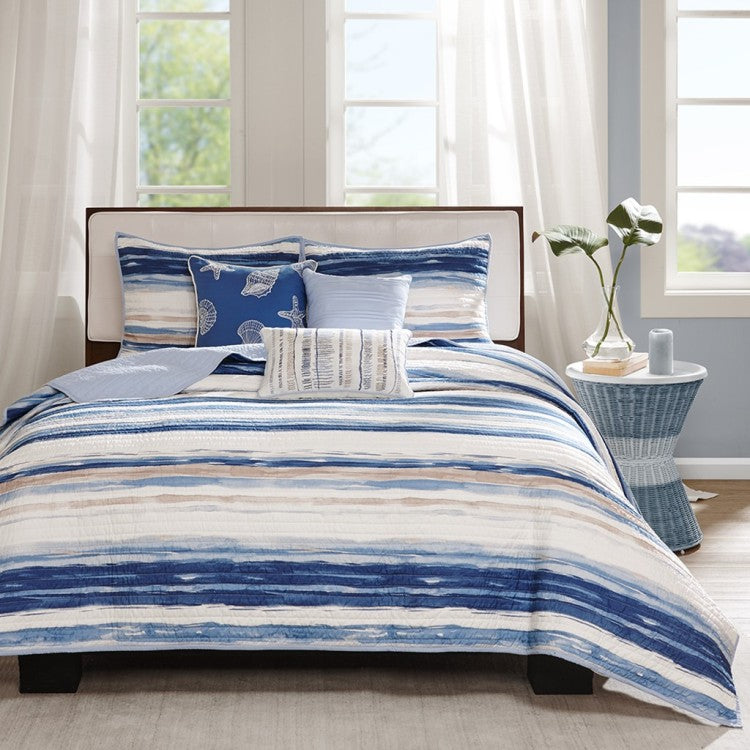 6 Piece Printed Quilt Set With Throw Pillows Blue Full Queen