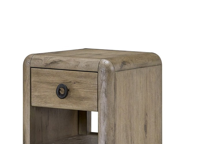 English Knotty Oak Spot Table