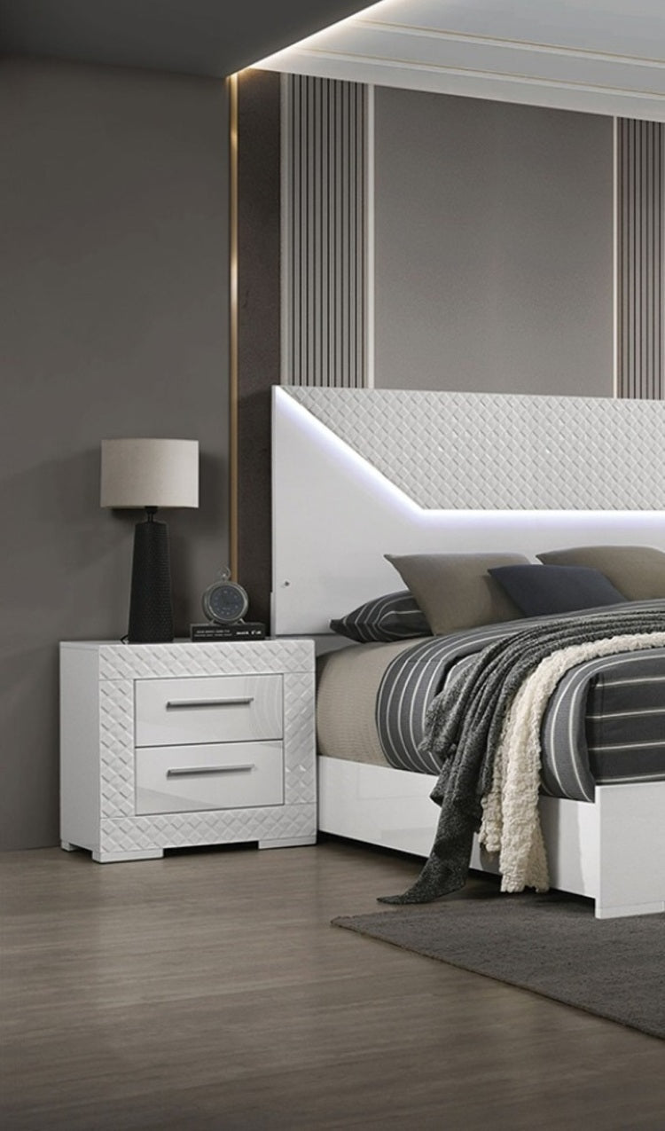 White High Gloss 1Pc Nightstand Metal Side Glide 2 Drawers Bedside Table Chrome Hardware Bedroom Furniture