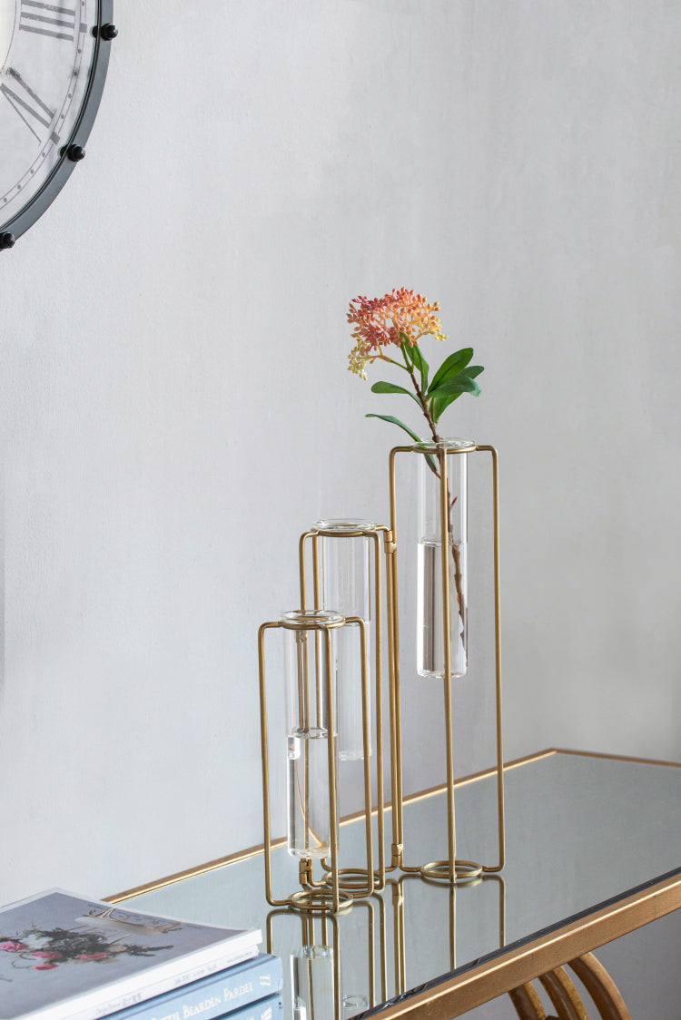 8.5X2.8X15.3 Oversized Pedestal Beaker Vase