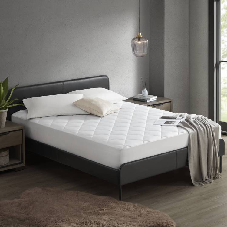Overfilled Deep Pocket Mattress Pad White Full