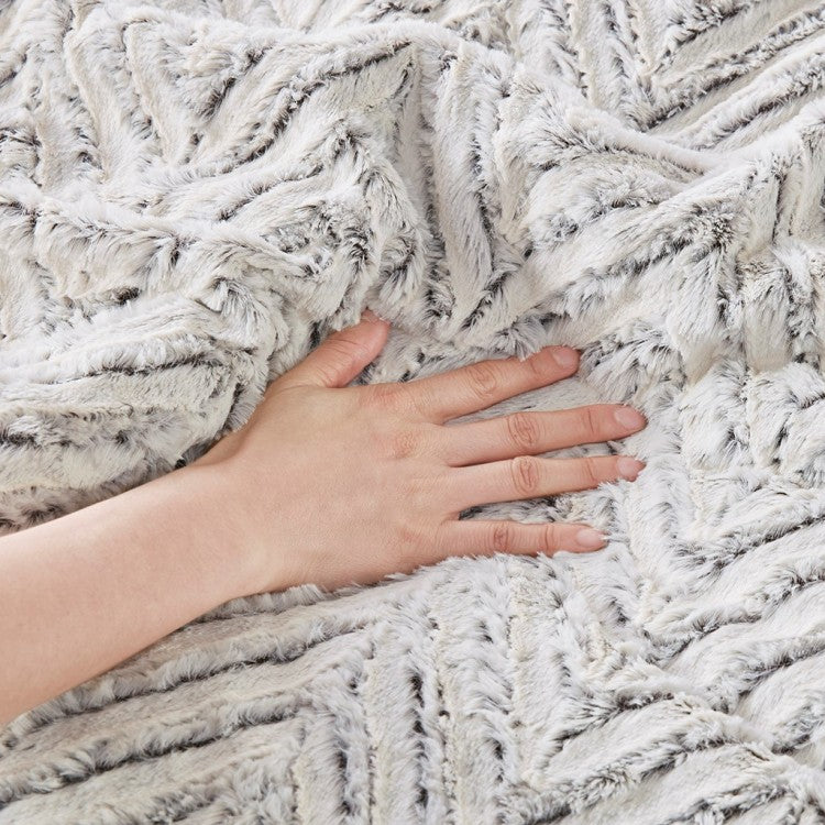King Cal King Ultra Plush Down Alternative Comforter Set