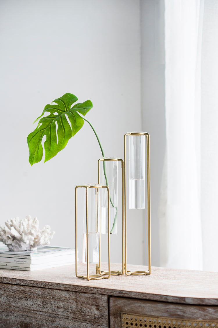 8.5X2.8X15.3 Oversized Pedestal Beaker Vase