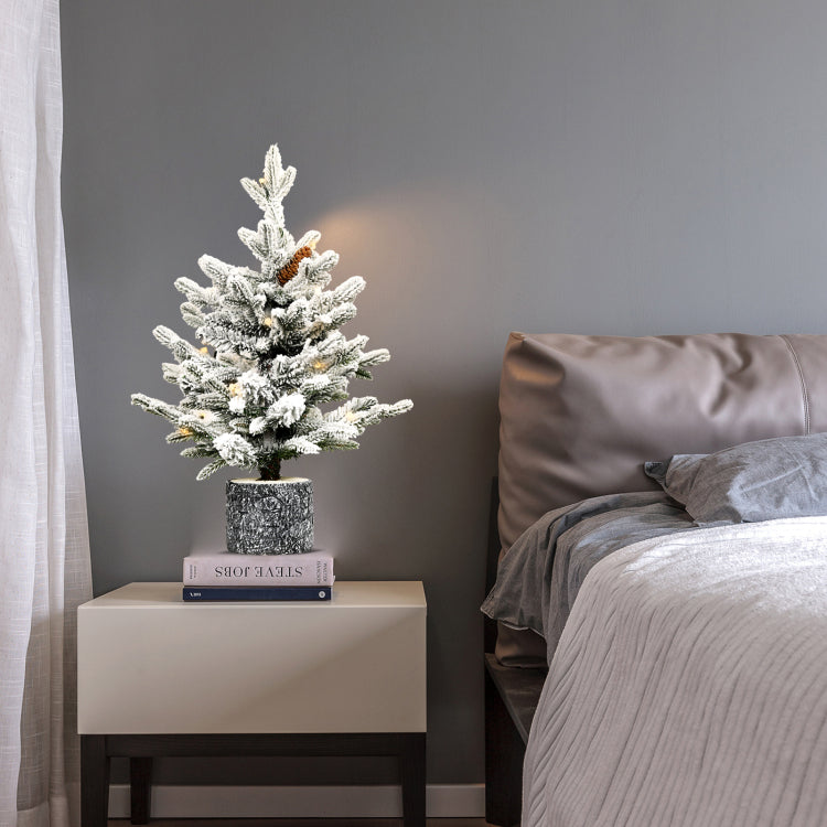 4.5Ft Flocked Christmas Tree With Pot Base, 150 Warm White Led Lights, 720 Tips, Pe Pvc Branches With 19 Pine Cones Small Prelit Holiday Tree For Tabletop, Entryway, Or Home Decor